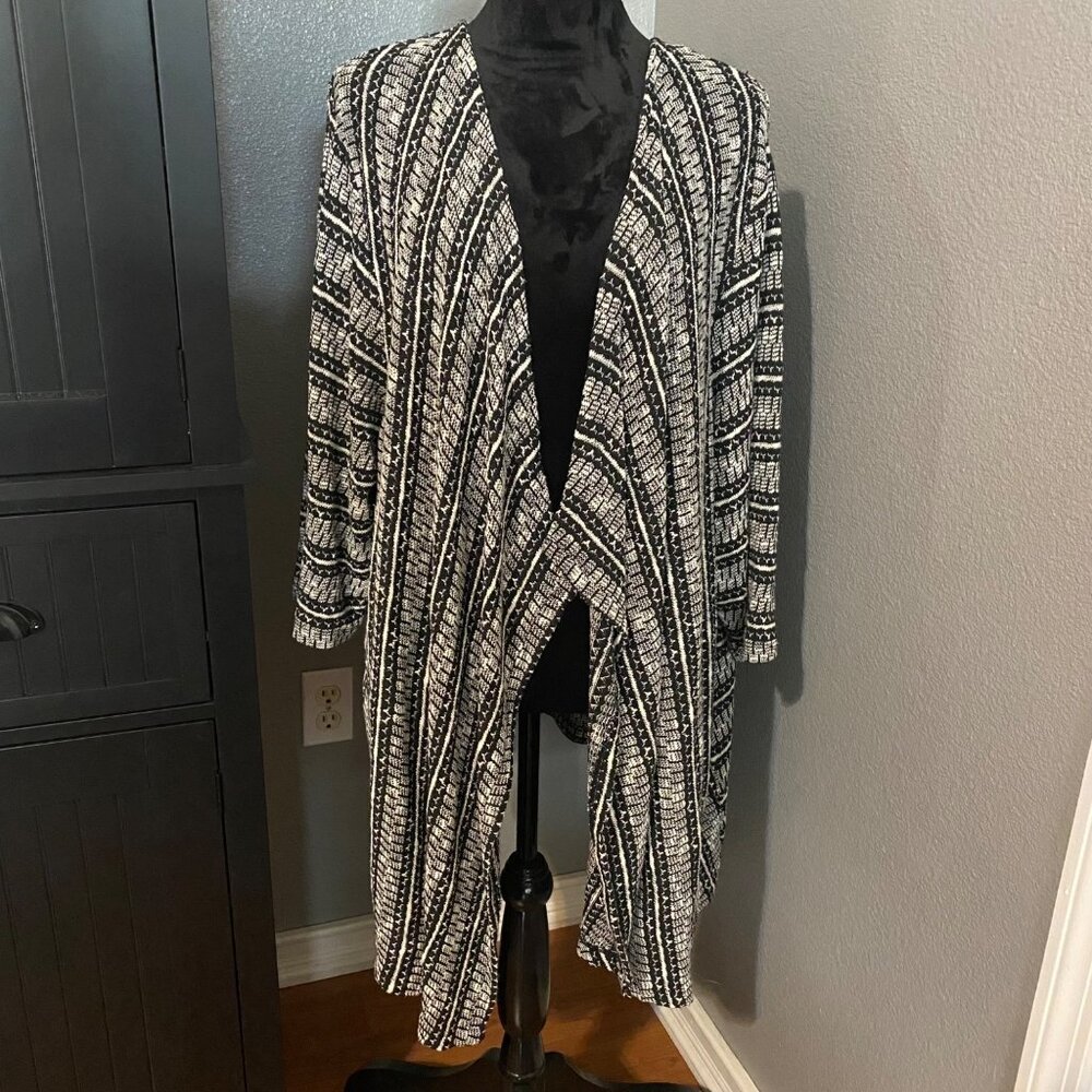 Catherines Black & White Open Front Cardigan Sweater‎ 3X 26/28 W 3/4 Sleeve